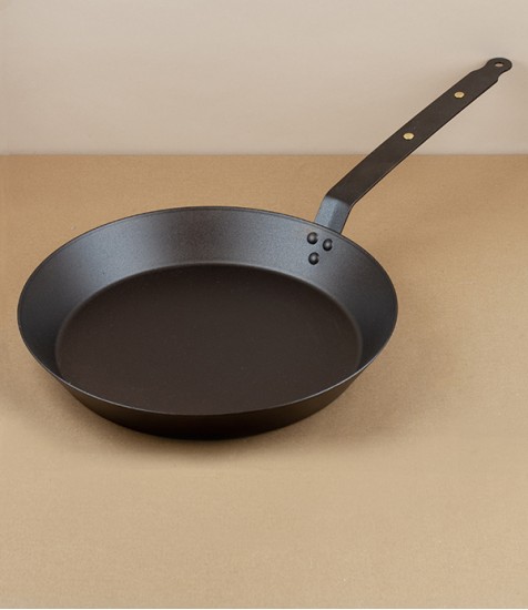 English Spun Iron Frying Pan, 12"
