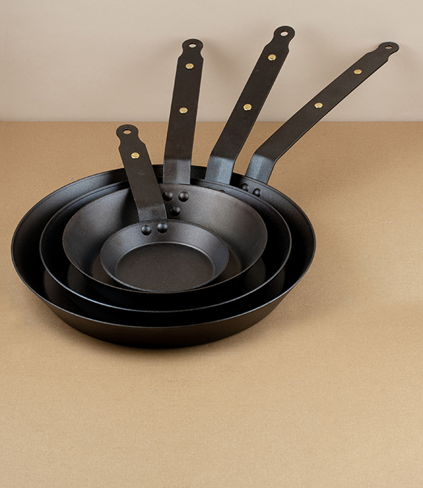 English Spun Iron Frying Pan, 12"