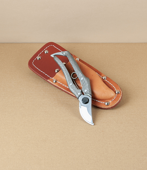 Nishigaki Leather Garden Tool Holster for Secateurs