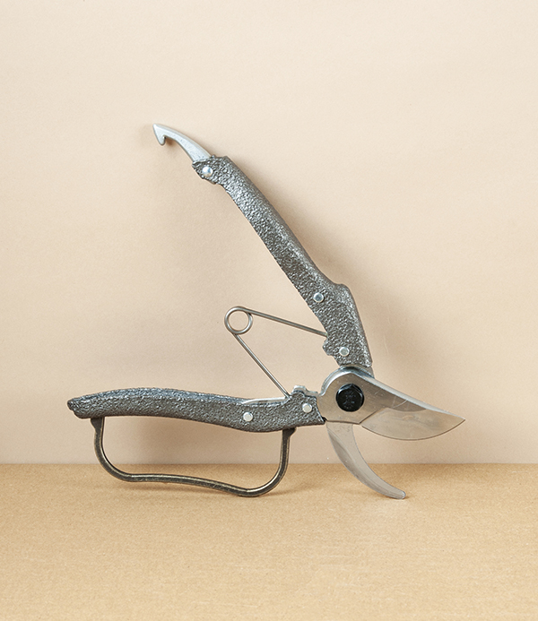Nishigaki Professional Pruning Shears with Guard