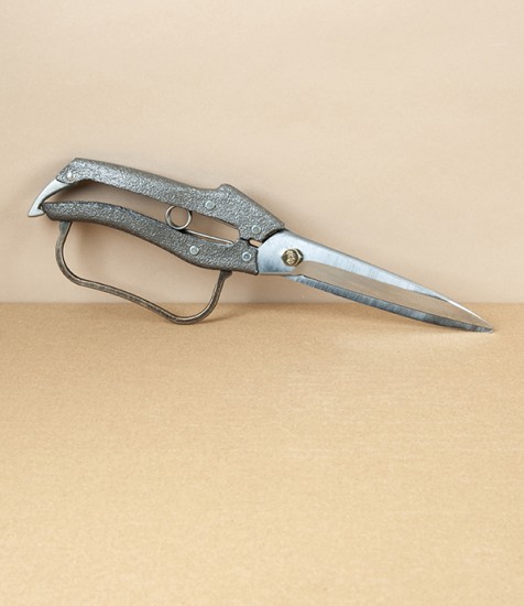 Nishigaki Professional Leaf Shears with Guard