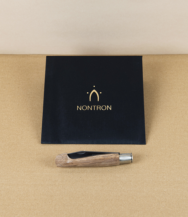 Nontron Penknife Nº22, Walnut, 8cm