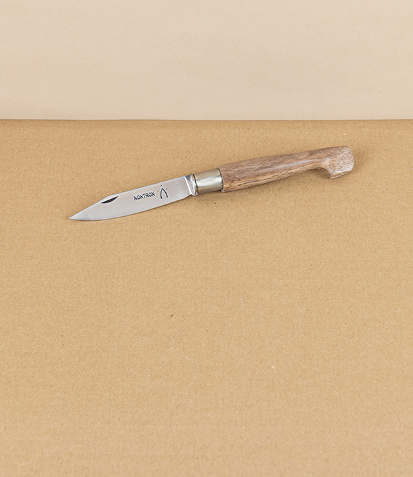 Nontron Penknife Nº22, Walnut, 8cm