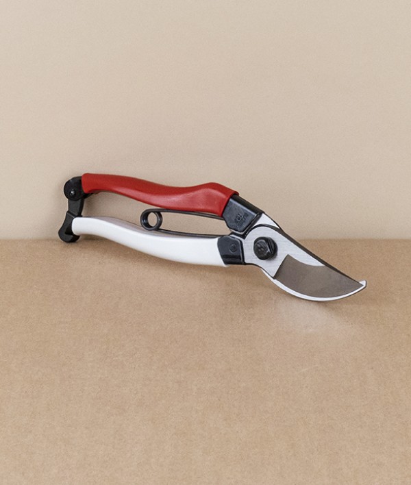 Okatsune secateurs no.103