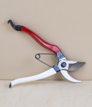 Okatsune secateurs no.104