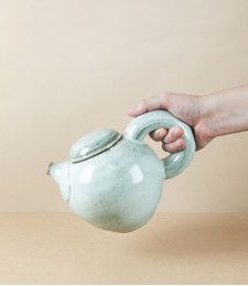 Symy Ong Hand-Thrown Teapot