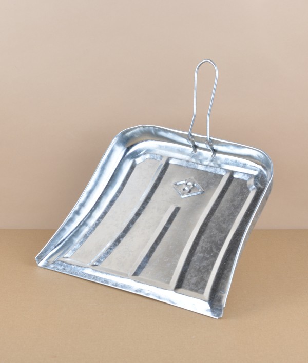 Osaka dustpan, galvanised steel
