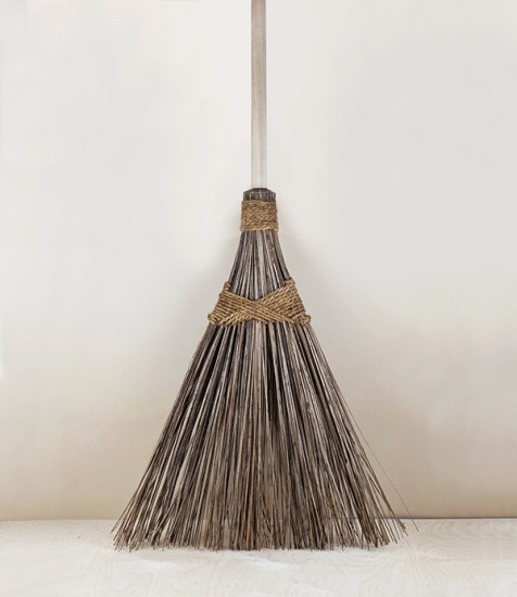 Coconut Fibre Garden Broom with Wooden Handle