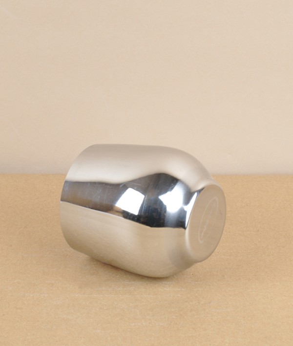 Stainless steel ovoid tumbler