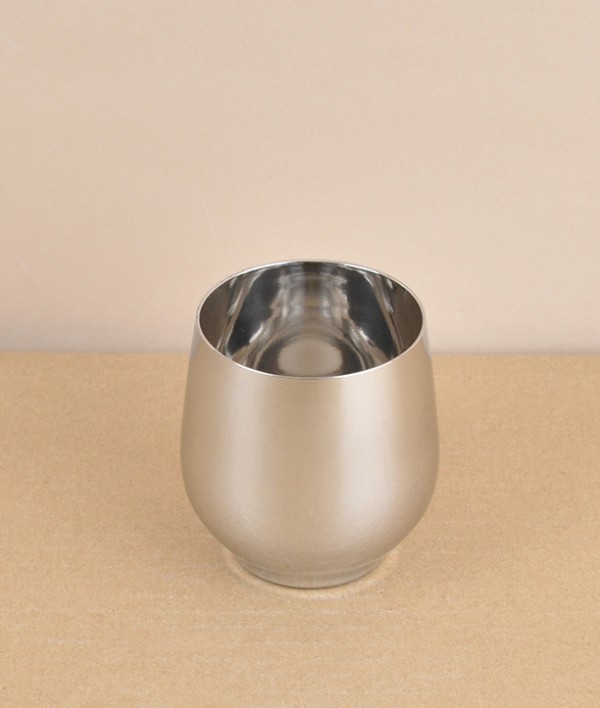 Stainless steel ovoid tumbler
