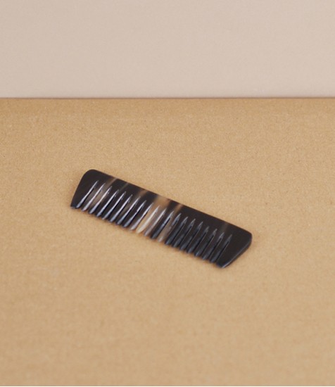 Hand-made Ox-horn comb, Small
