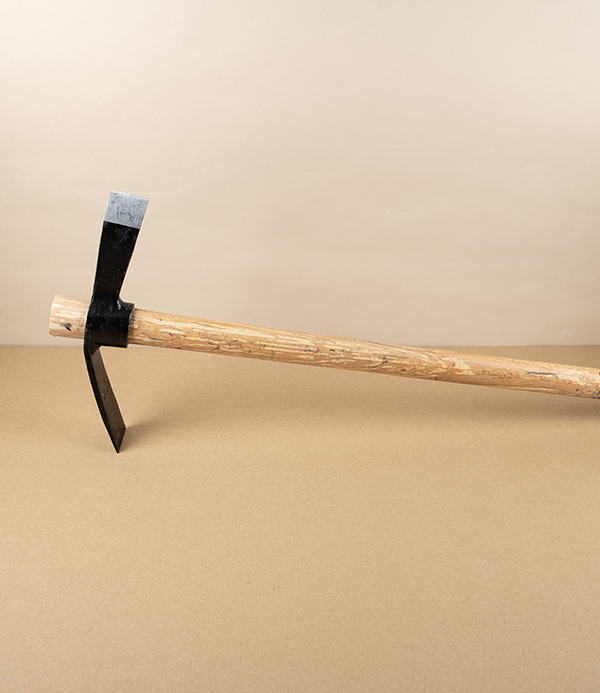 Pallares Solsona Spanish Cutting Mattock