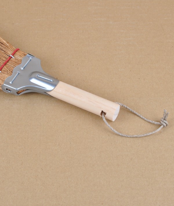 Japanese palm fibre brush, red binding