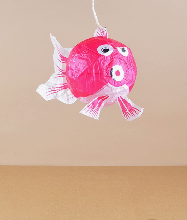 Japanese paper balloon, Pink Fish