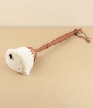 Duster with pearwood handle, light goat hair