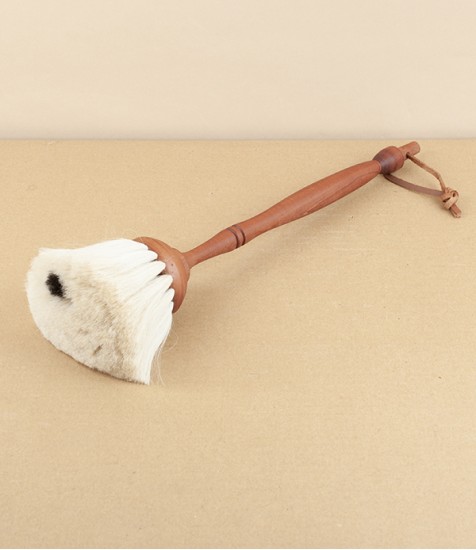Duster with Pearwood Handle, Light Goat Hair