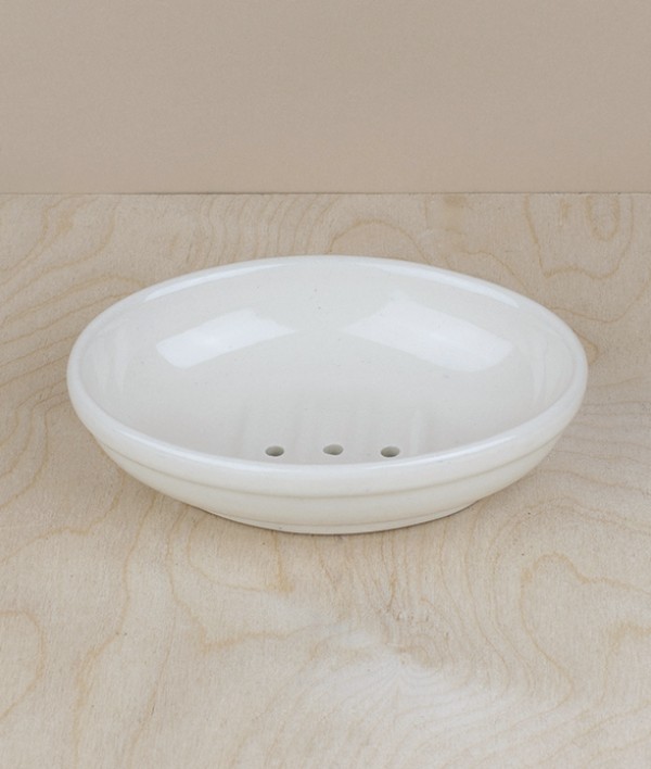 Polish ceramic soap dish