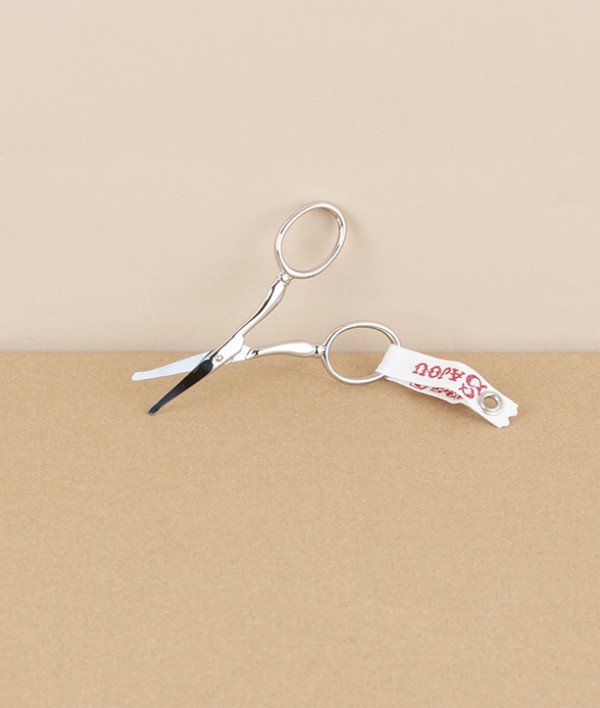 Pongy, French nasal hair trimmers