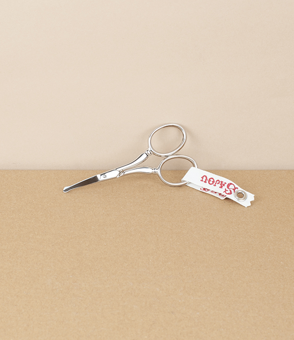 Pongy, French nasal hair trimmers