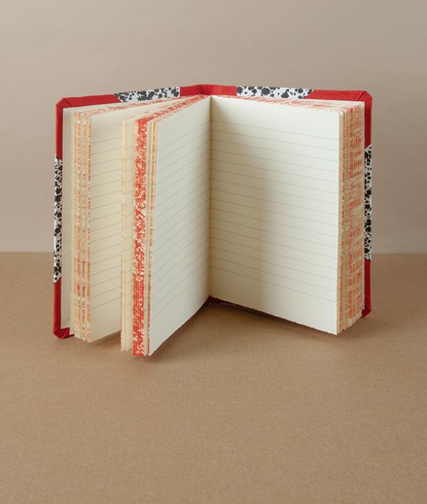 Portuguese Half-Bound Notebook, A6, Ruled, Red