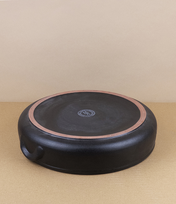 Portuguese terracotta Low Casserole, Black