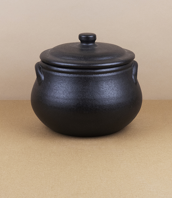 Portuguese terracotta small soup pot with lid, black