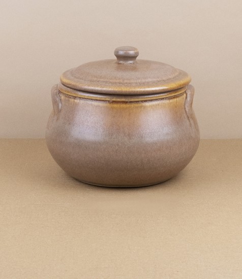 Portuguese terracotta small soup pot, honey