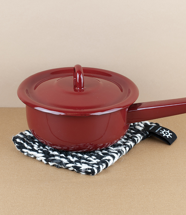 Hand knitted kettle holder, Black & White