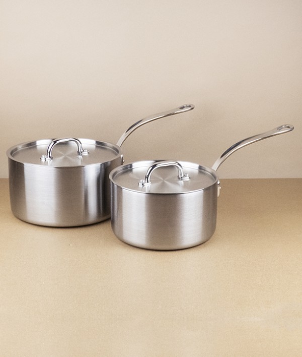 English Stainless Steel Tri-ply Lidded Saucepan, 2l
