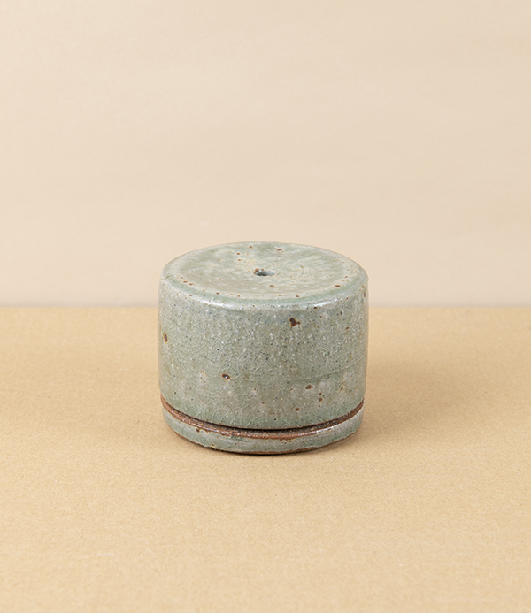 Simon Horton Incense Box, Stoneware, Ash