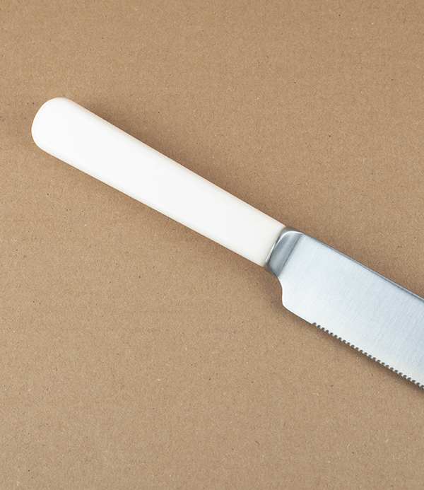 Sheffield Cream Handled Bread Knife (Pre-order)