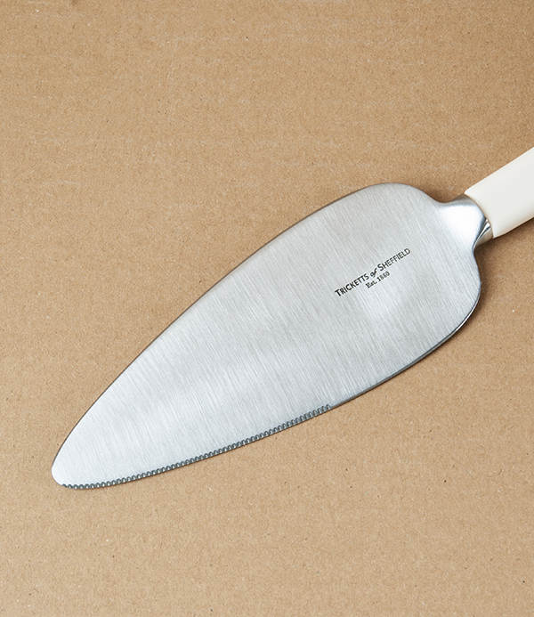 Sheffield Cream Handled Pie Server (Pre-Order)
