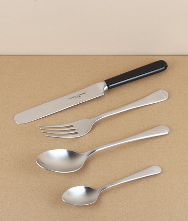 Sheffield Black-Handled Knife, Concord (Pre-order)