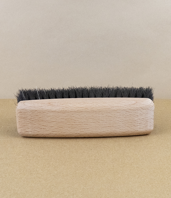 Shoe brush, dark horsehair