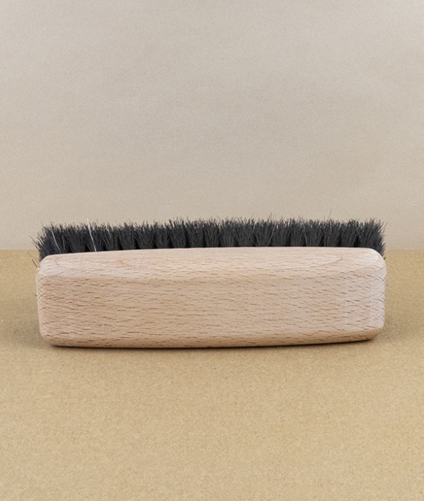 Shoe brush, dark horsehair