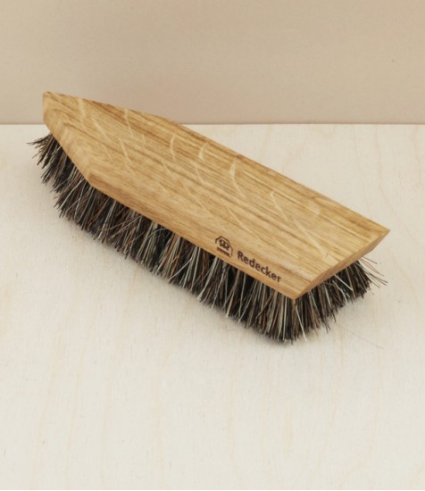 Shoe cleaning brush (shoe scrubber)