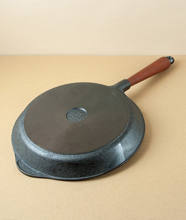 Skeppshult Swedish Cast Iron Frying Pan, Walnut Handle, 26cm
