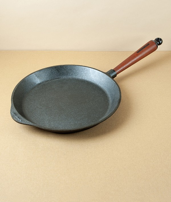 Skeppshult Swedish Cast Iron Frying Pan, Walnut Handle, 26cm