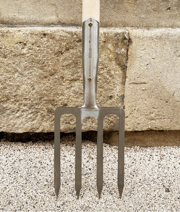 Sneeboer Hand-Forged Four-Tined Digging Fork