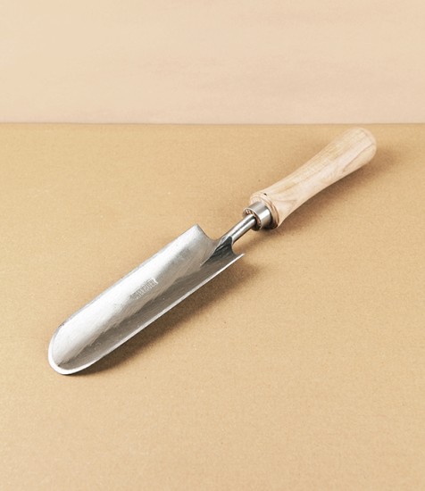 Sneeboer Hand-Forged 'Great Dixter' Trowel