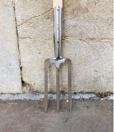 Sneeboer Hand-Forged Three-Tined Digging Fork