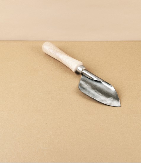 Sneeboer Hand-Forged Stainless Potting Trowel, Left-Handed