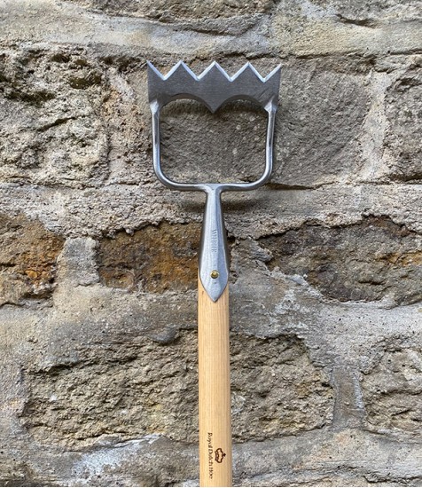 Sneeboer Long-Handled Dutch Royal Hoe