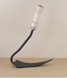 Catalonian Triangular Hand Hoe, Large Blade