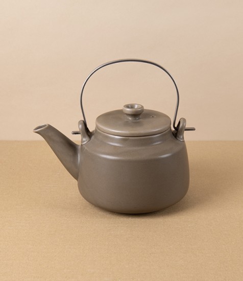 Japanese Ceramic Teapot, 3 Cups, Brown
