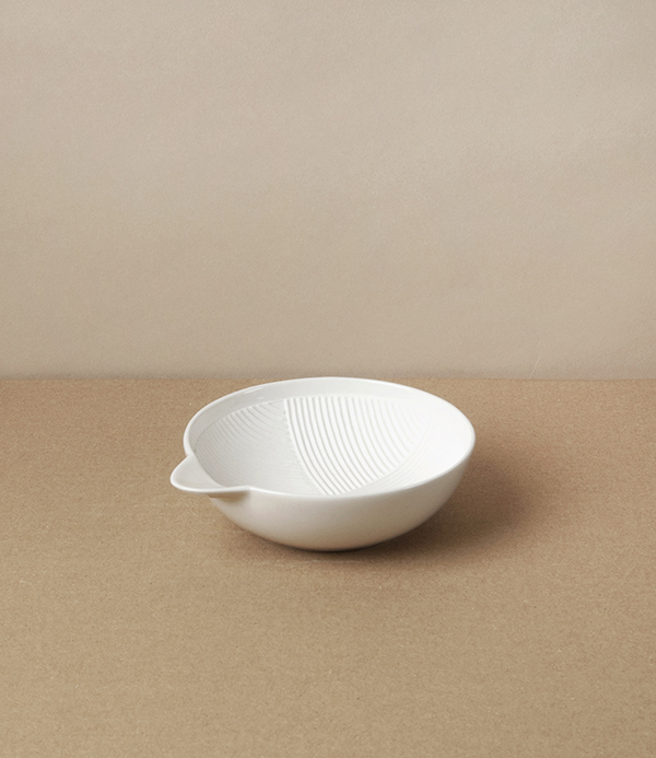 Suribachi or Spice Mortar, Semi-Porcelain 