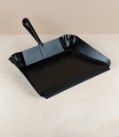 Swedish Crimped Dustpan, Black