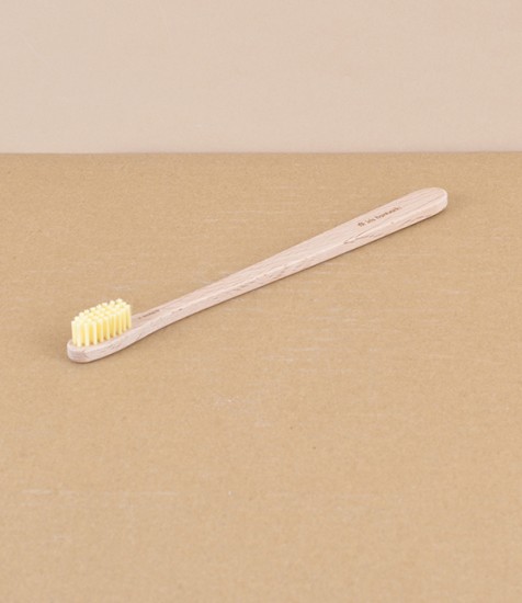 Natural toothbrush, beech & bio-based bristles