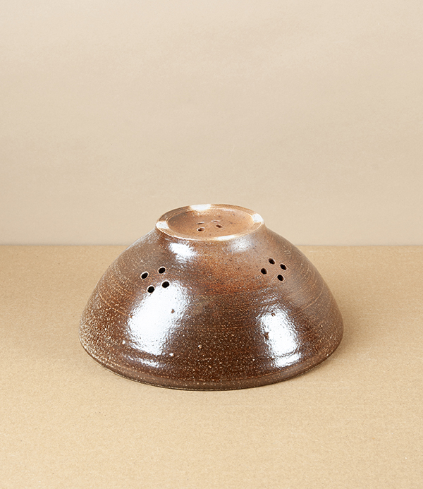 Symy Ong Hand-Thrown Berry Bowl, Salt Glaze