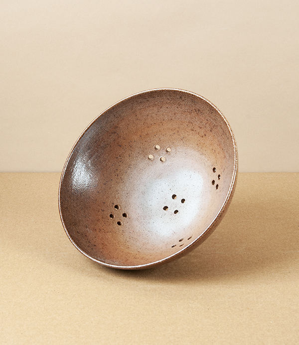 Symy Ong Hand-Thrown Berry Bowl, Salt Glaze